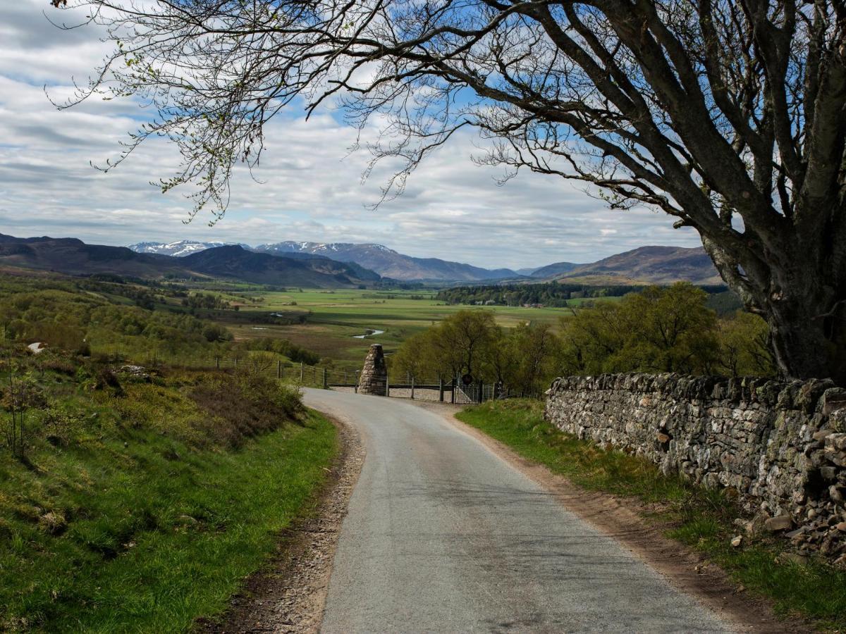 Glentruim Homestay B&B And Glamping Pods Newtonmore Exteriér fotografie